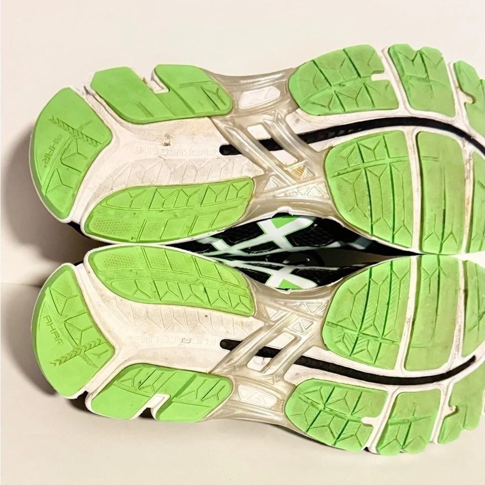 Asics dynamic sneakers